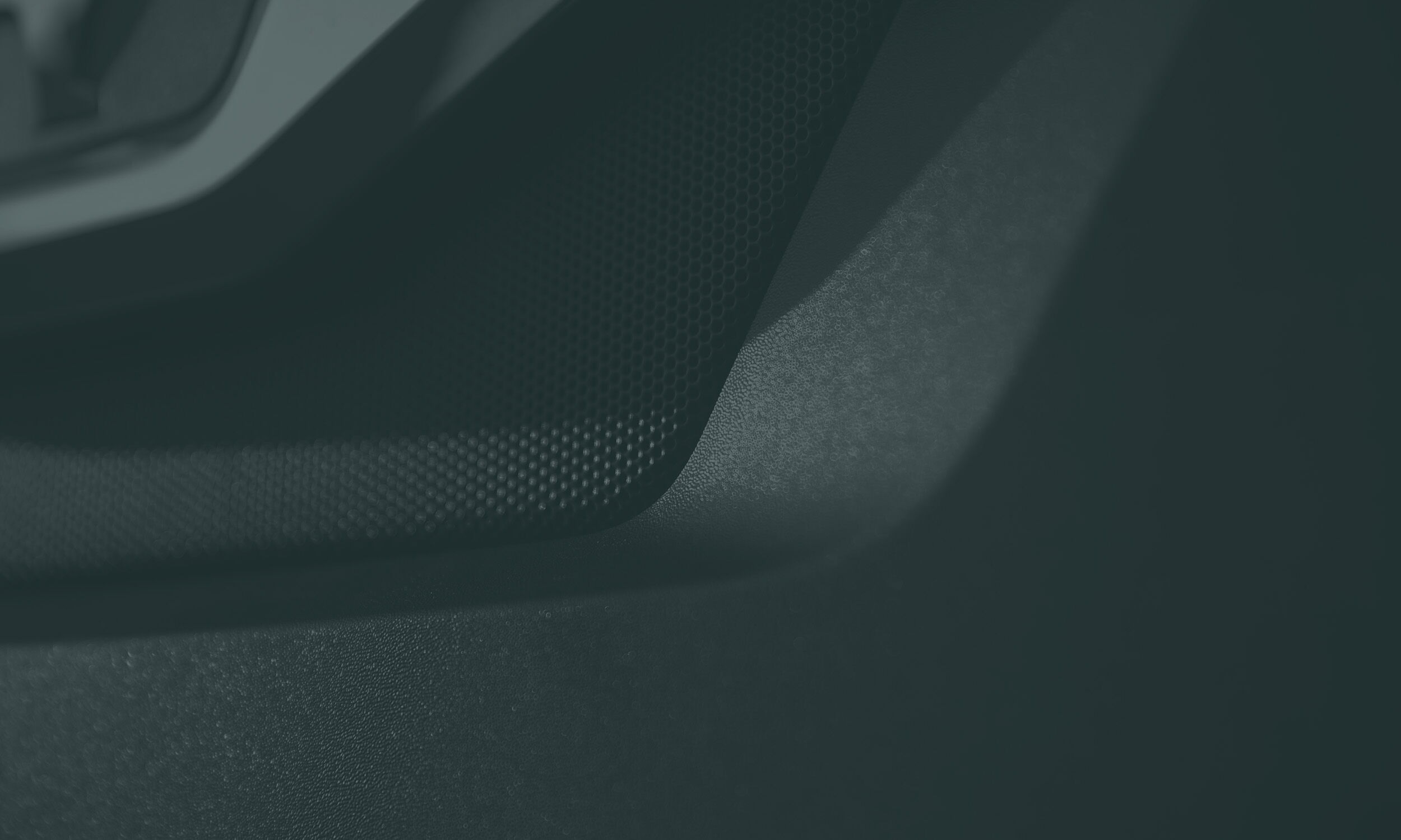 Detailaufnahme eines Transportfahrzeugs der Spedition Hillebrand